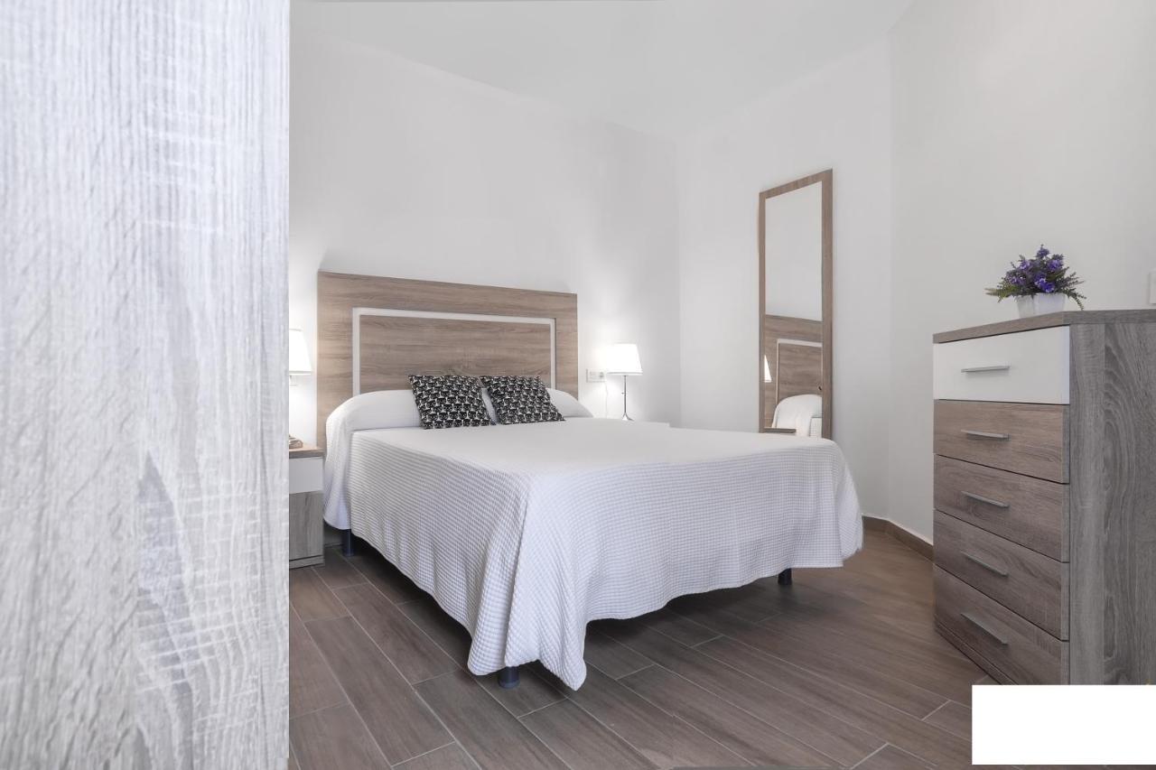 אל פוזו דה לוס פריילס Comodos Y Agradables Apartamentos En El Pozo מראה חיצוני תמונה